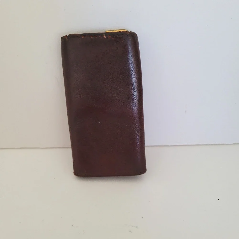 Cartier Vintage Burgundy Leather Key Holder Case Must de Cartier Gold Hardware